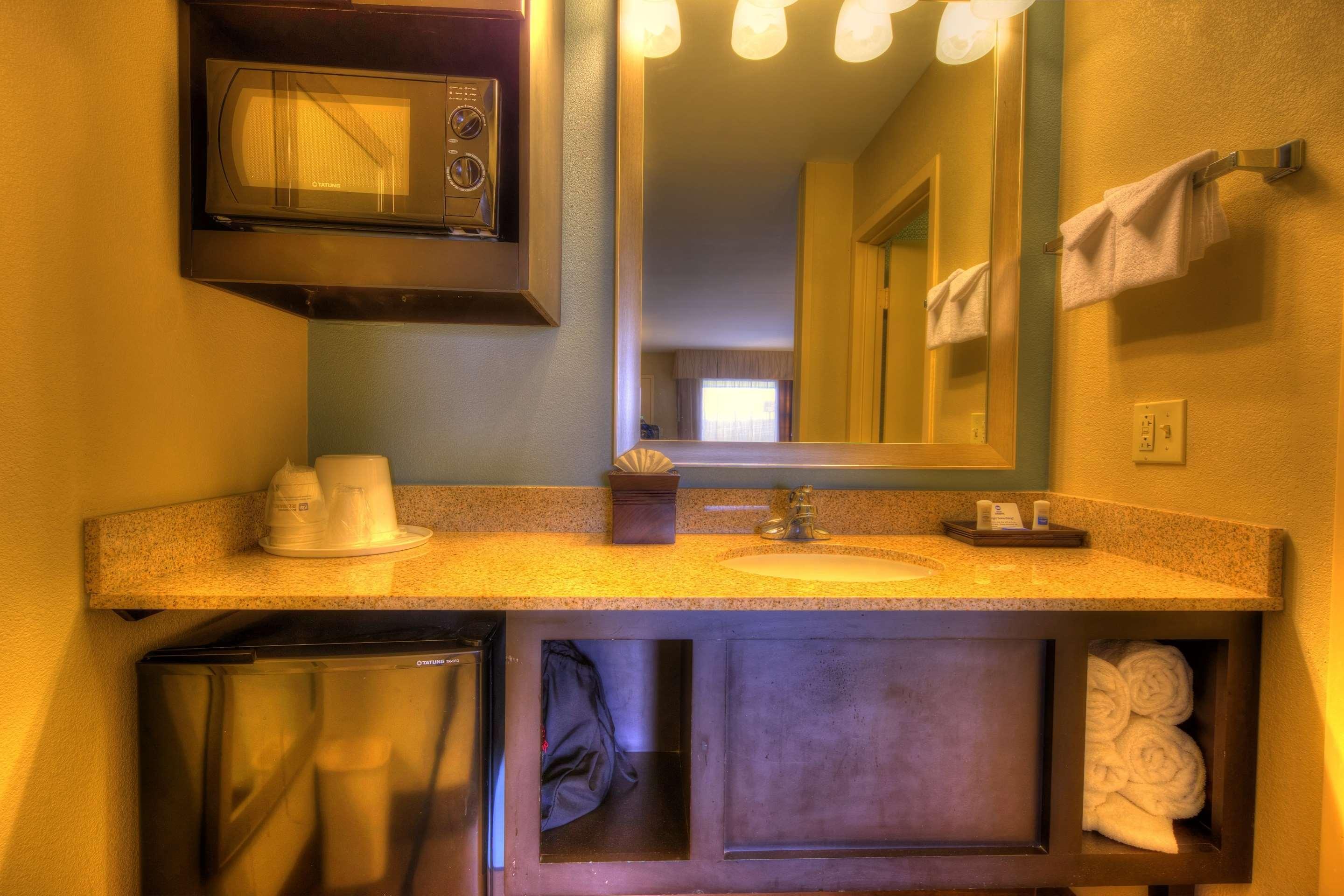 Best Western Newport Inn Eksteriør bilde