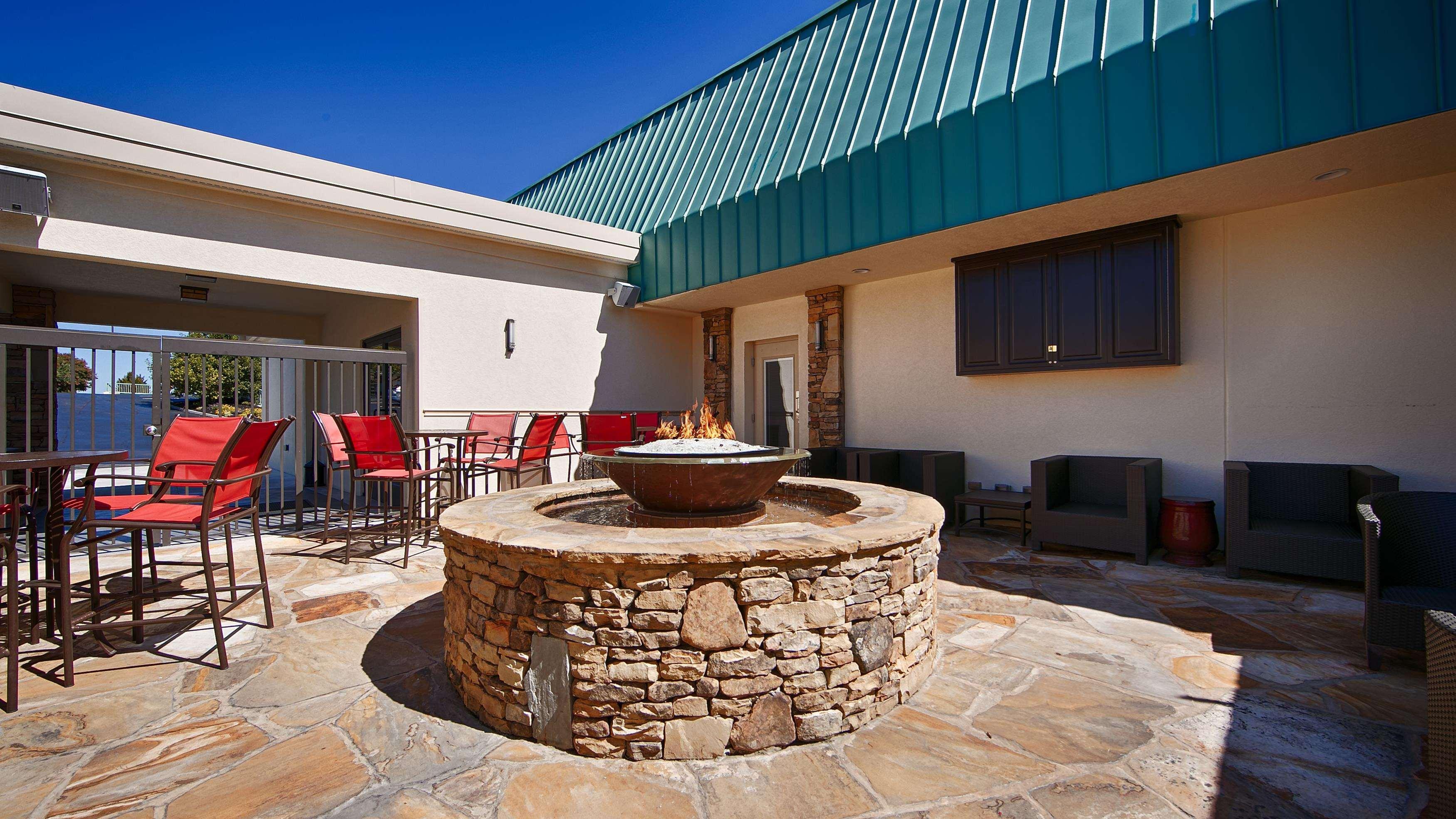 Best Western Newport Inn Eksteriør bilde